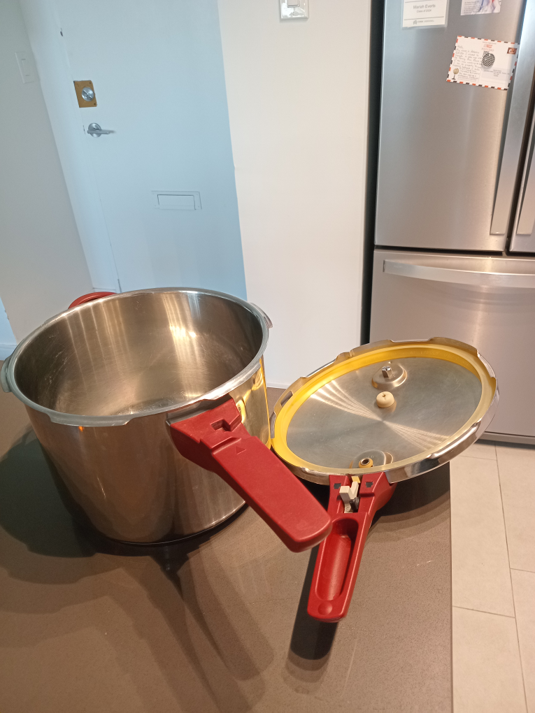 T-fal Pressure Cooker - photo 4