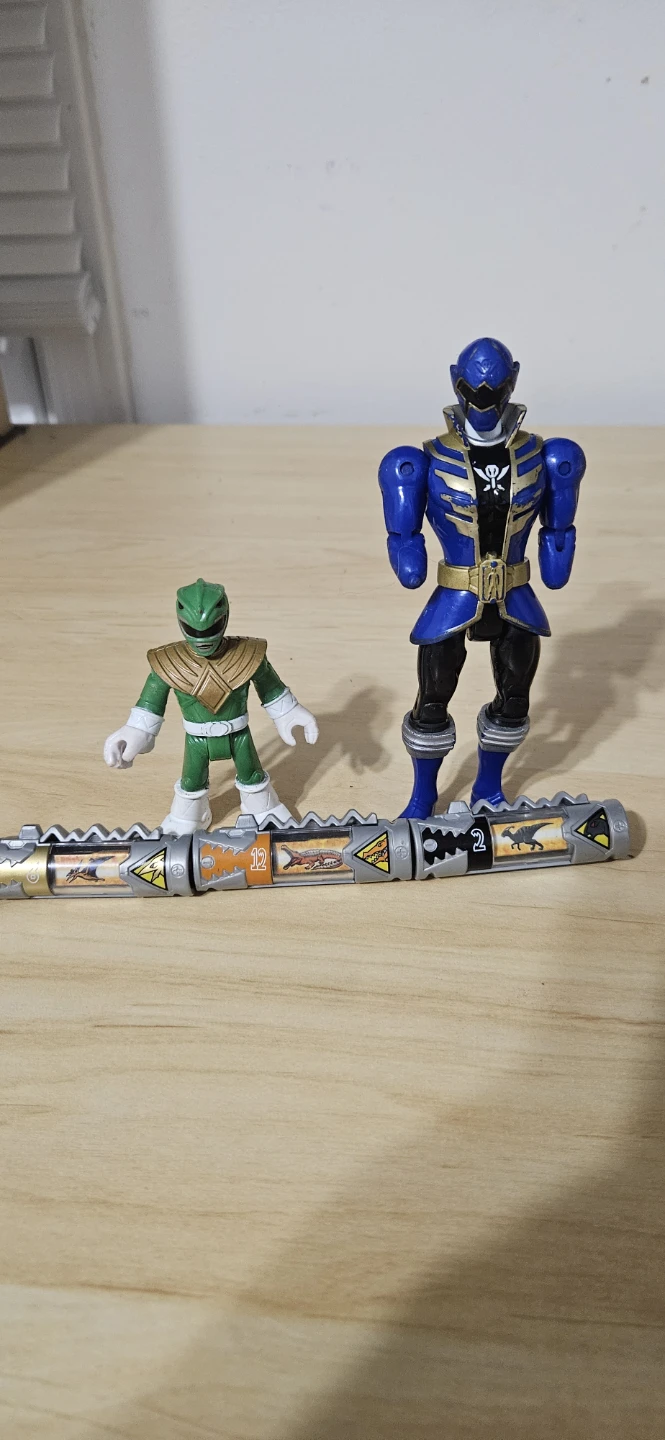 Power Rangers Dino Charge Action Figures