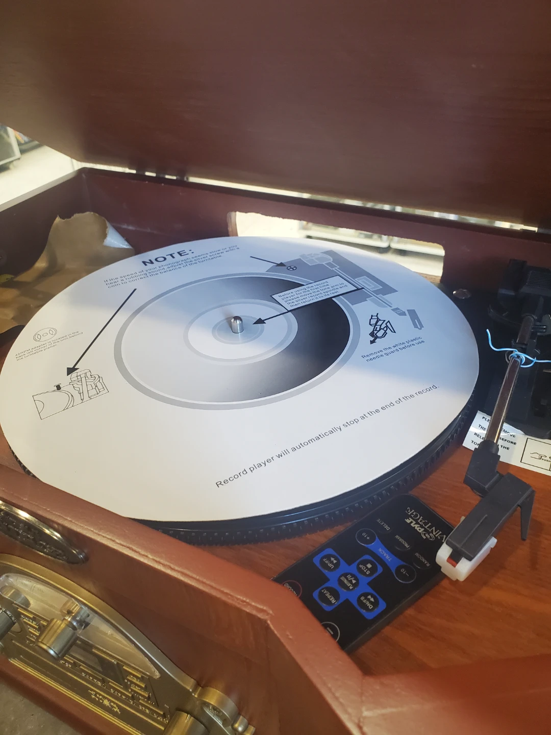 PYLE Vintage Record Player with CD and Radio - photo 2