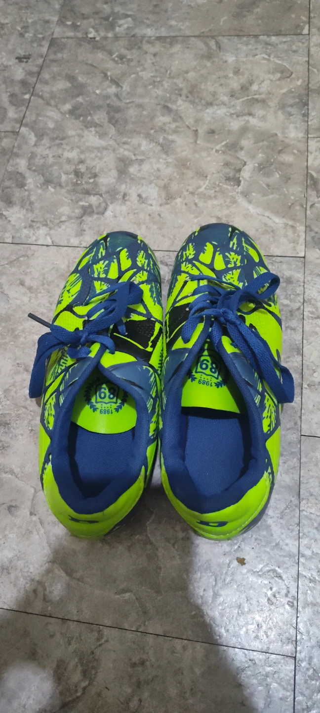 Youth Soccer Cleats - Size 5 - photo 2