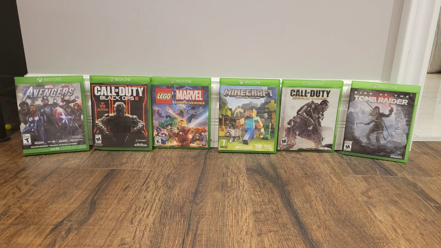 Xbox One Console with 3 Controllers and 7 Games - photo 3