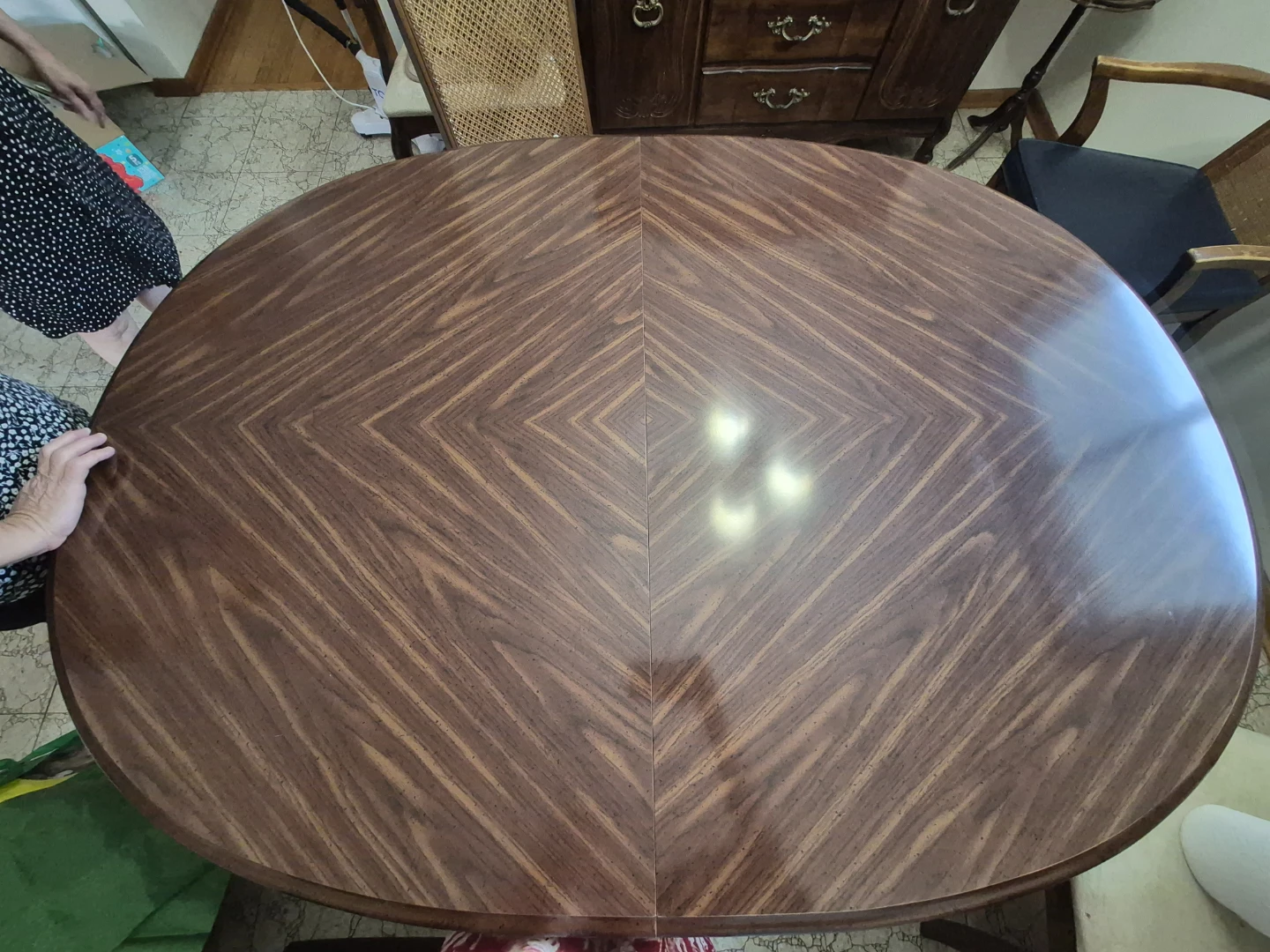 Oval Dining Table - Wood Veneer - photo 3