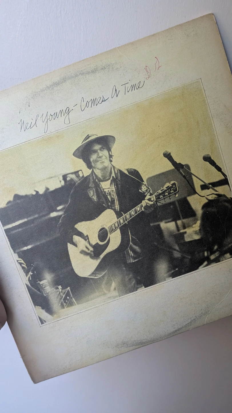 Neil Young - Comes A Time Vinyl Record Album - photo 3