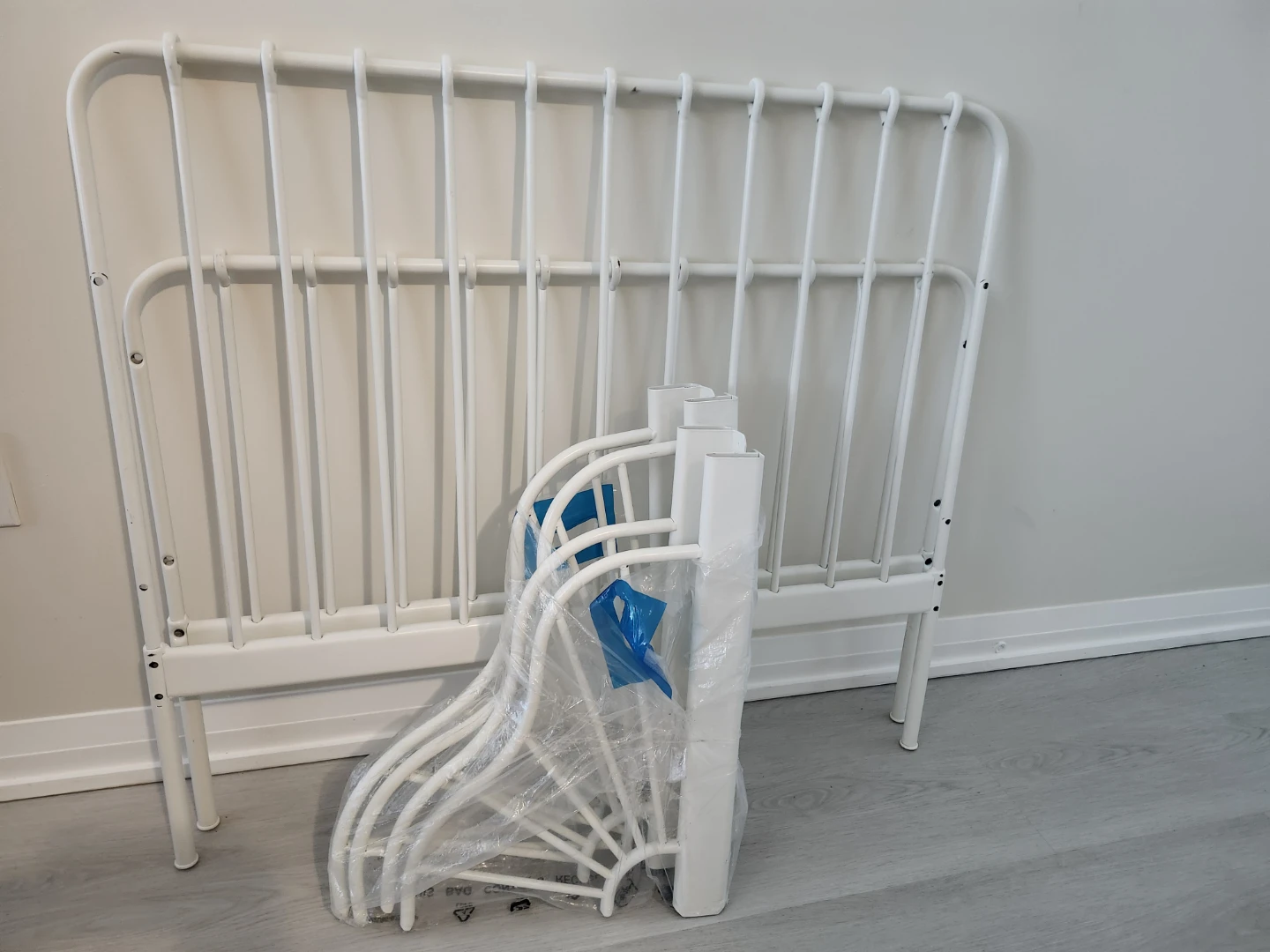 Ikea kids bed - photo 2