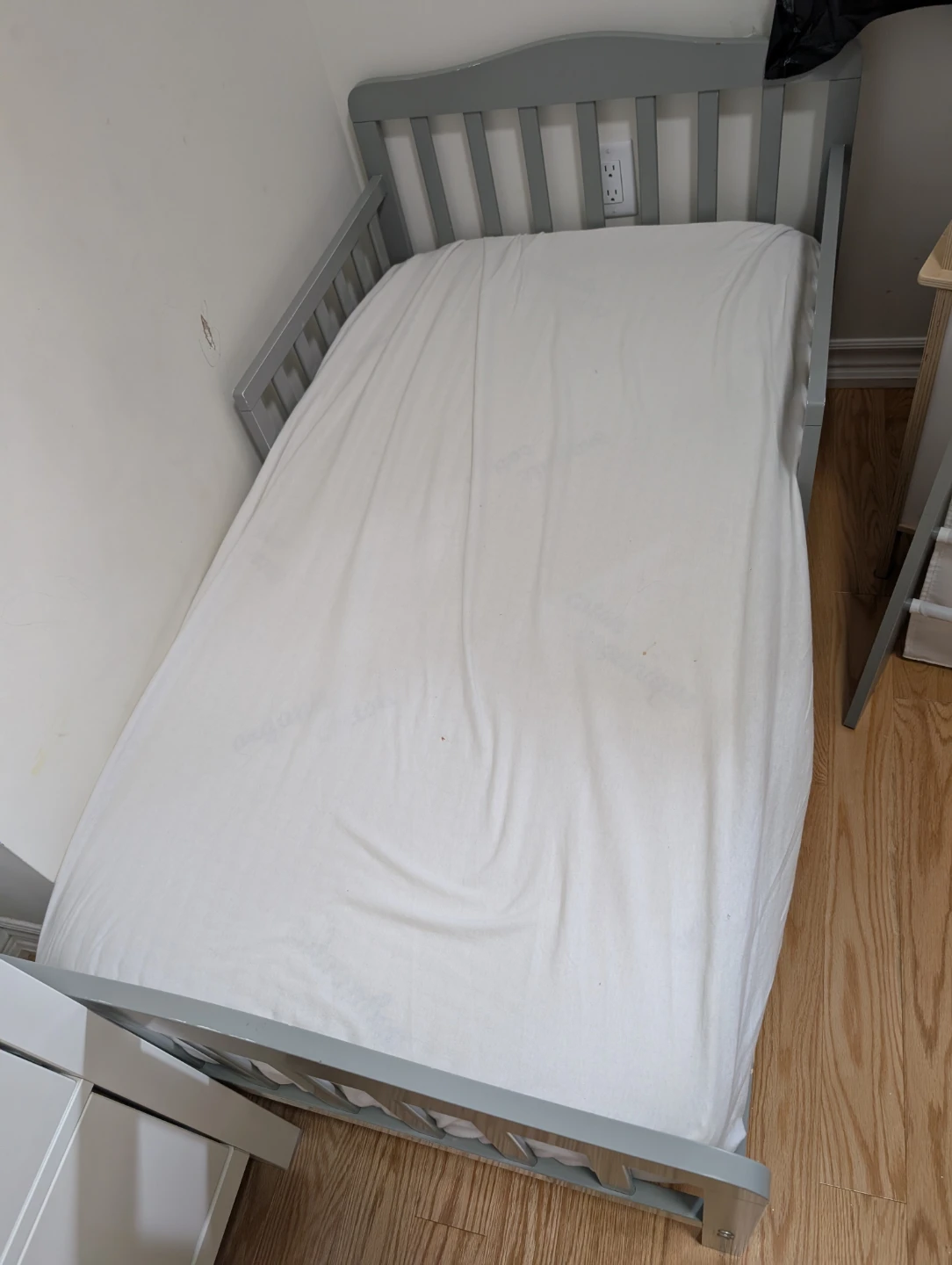 Grey Toddler Bed with Mattress