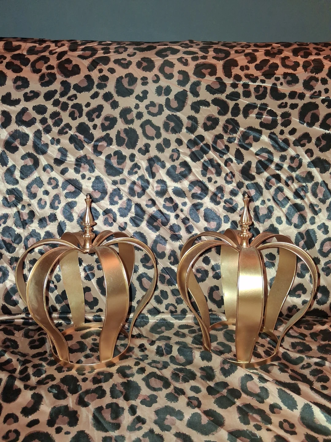 2 Gold Metal Crowns