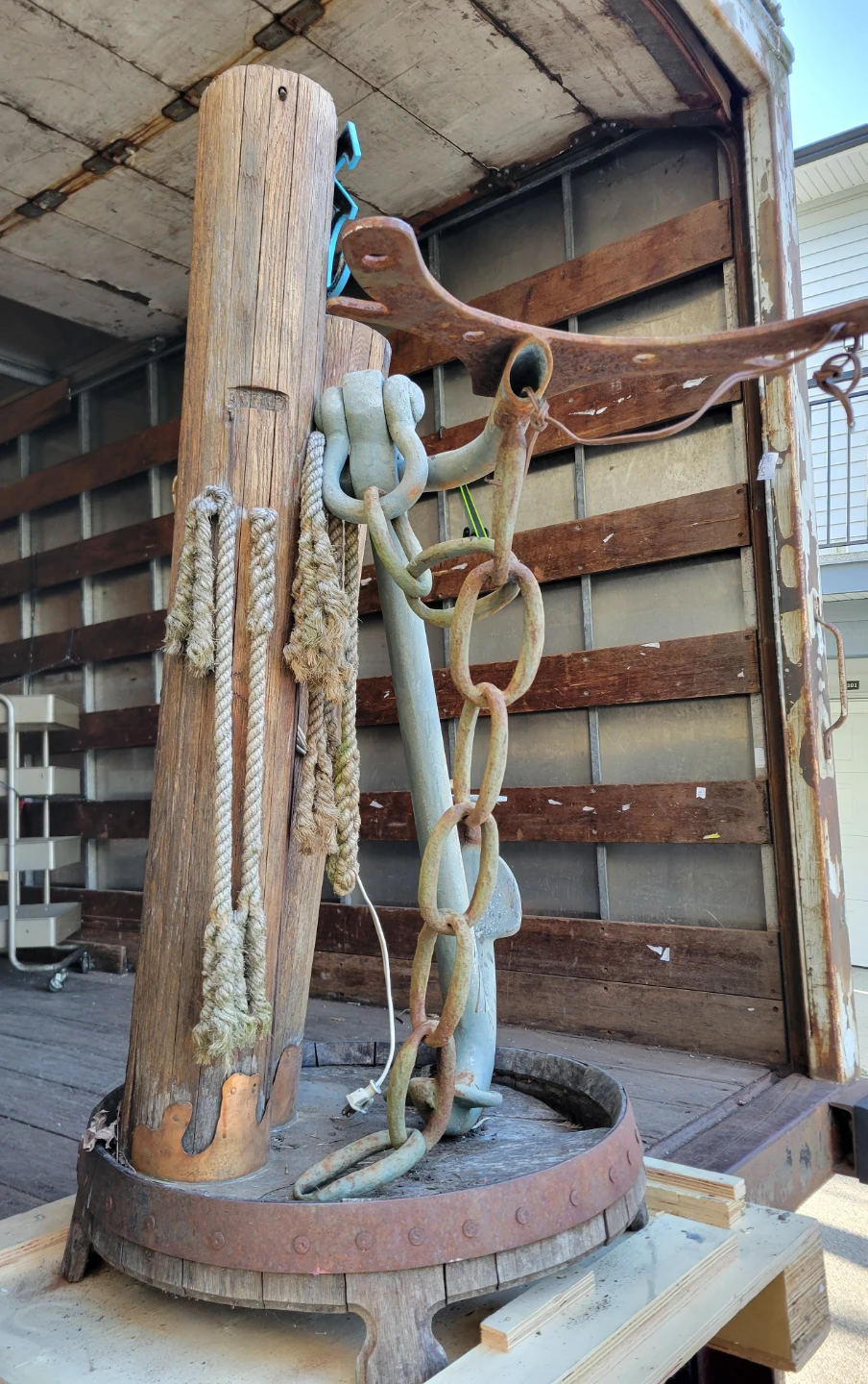 Vintage / Unique Nautical Decor Anchor Display. - photo 4