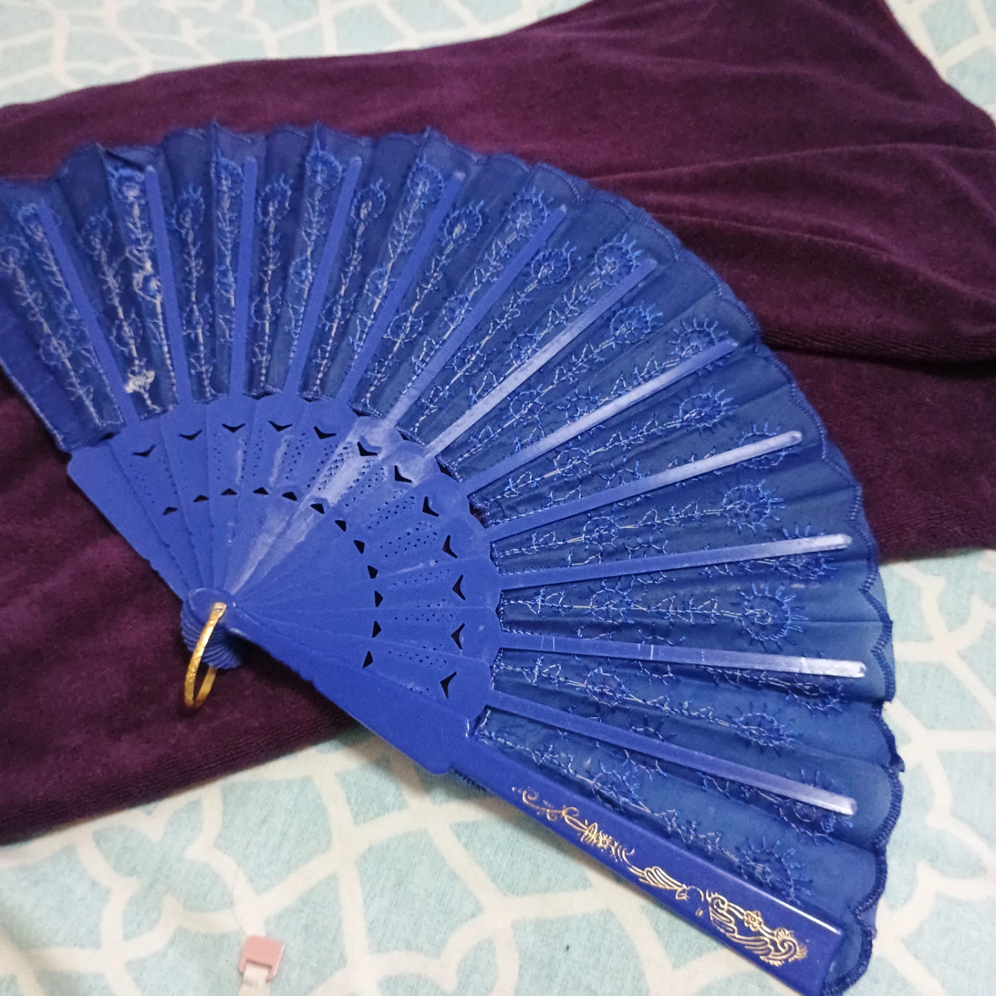 Blue Lace Fan with Gold Accents - photo 3