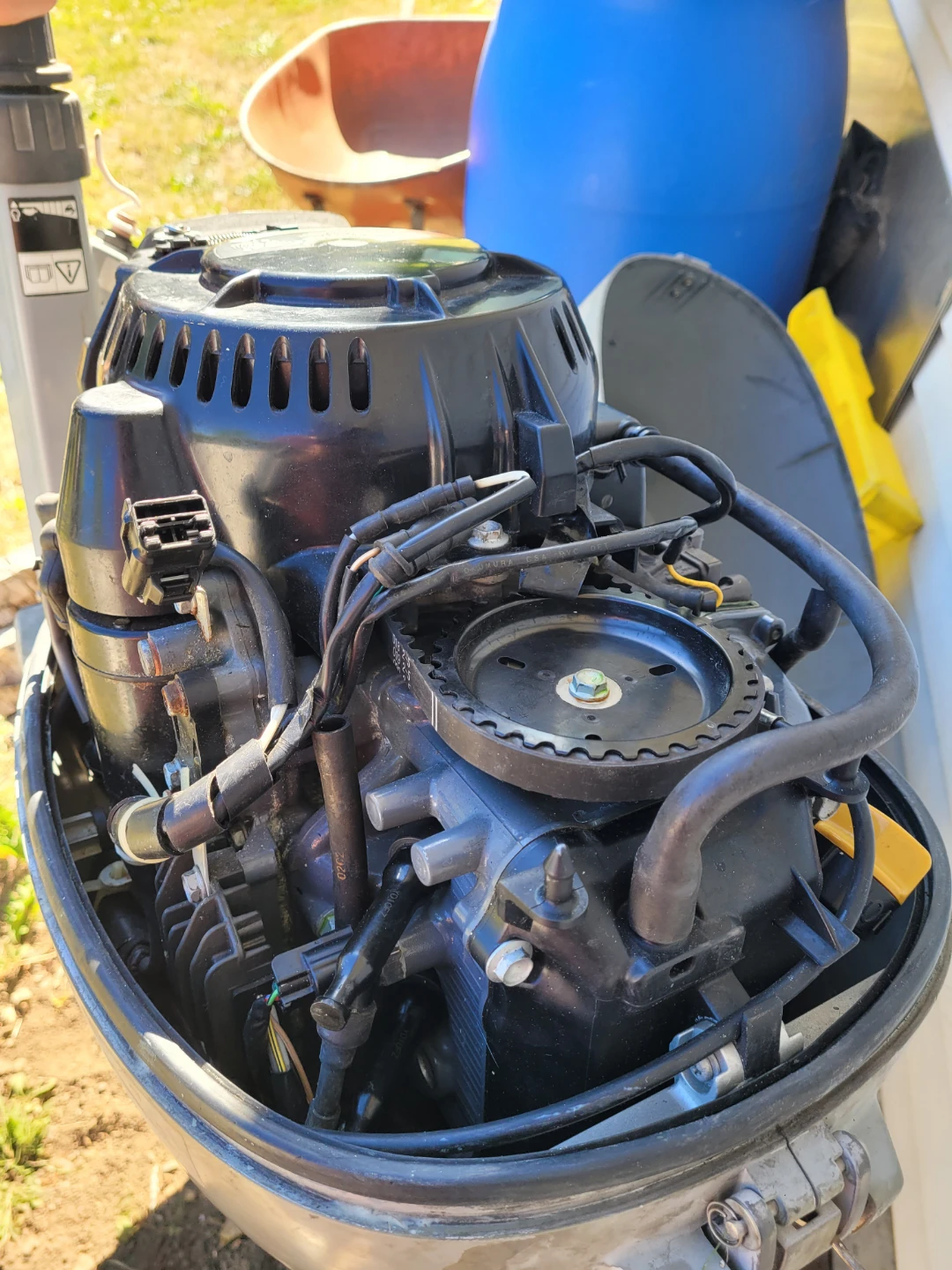 Honda 9.9 Outboard Motor - photo 3