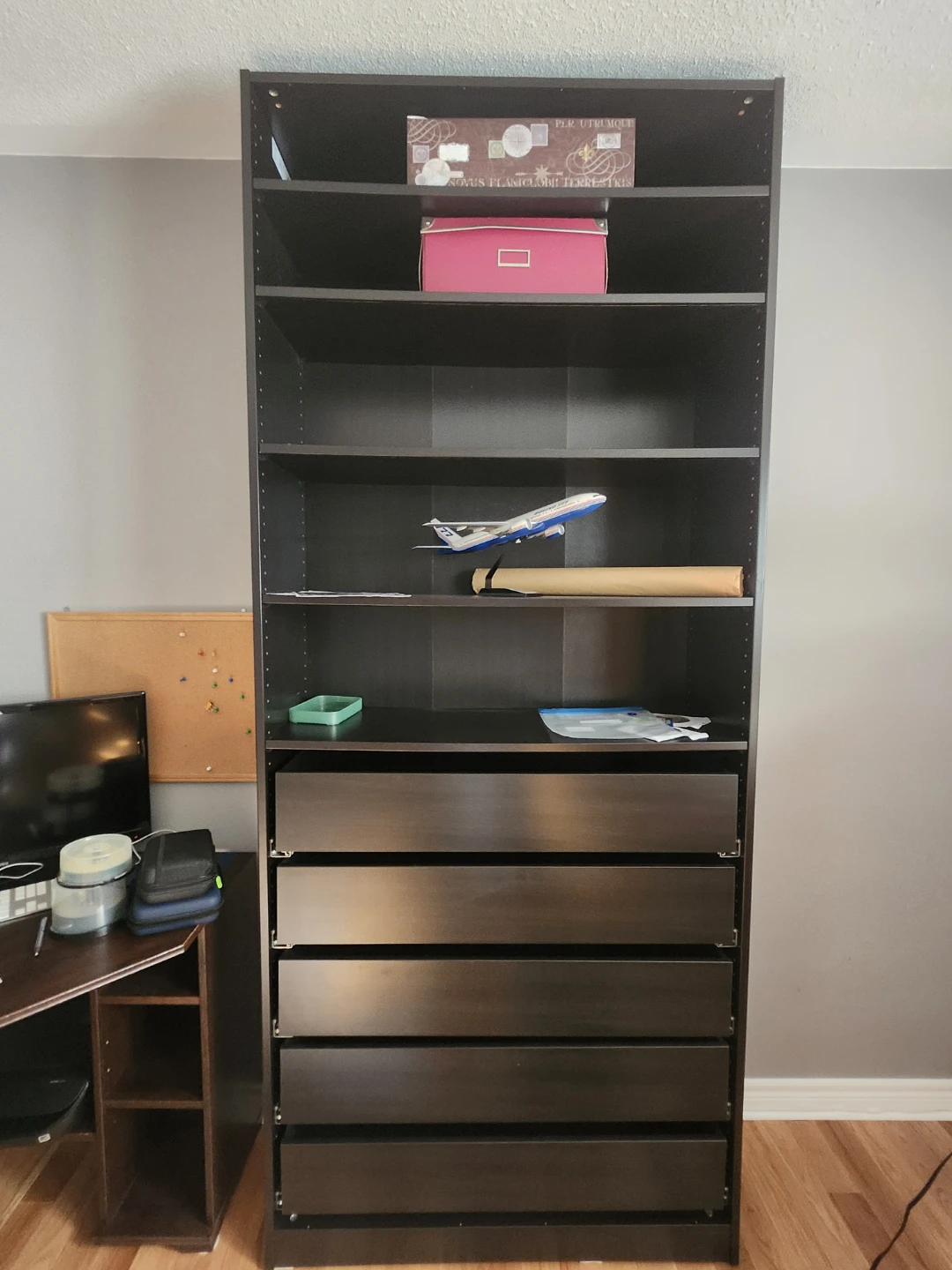 Dark Brown 6-Drawer Tall Dresser/Storage Unit