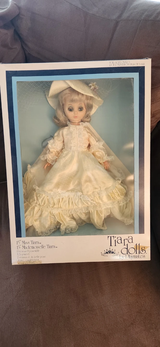 New 15" Miss Tiara Mademoiselle Tiara Doll - photo 2