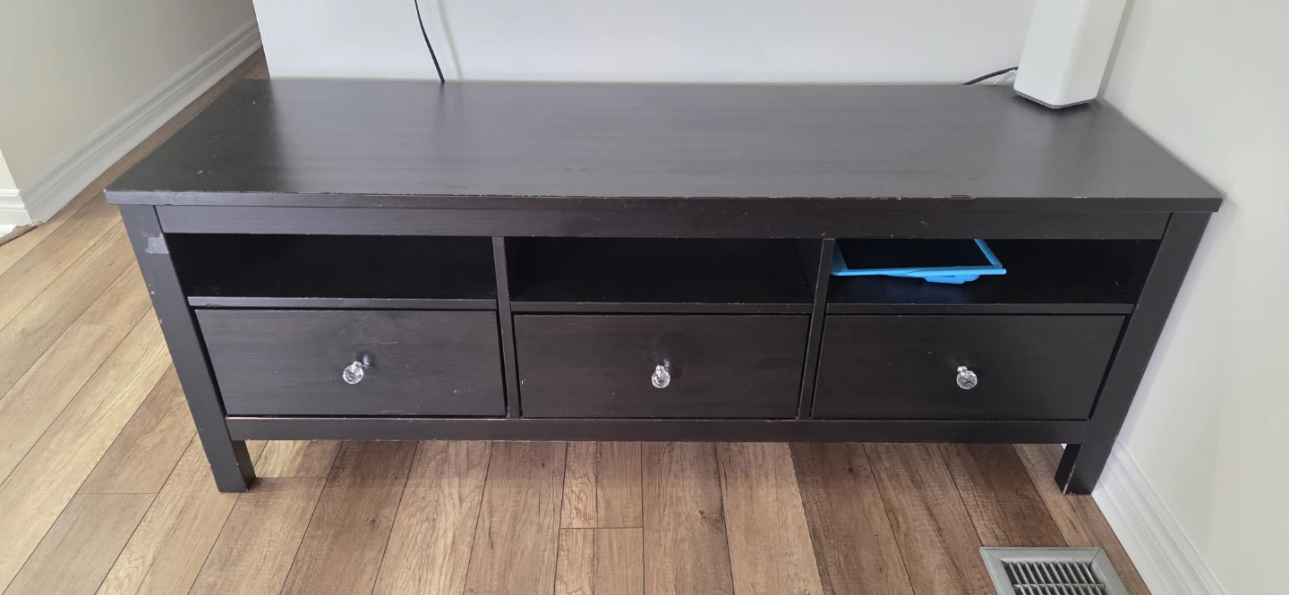 Moving out sale