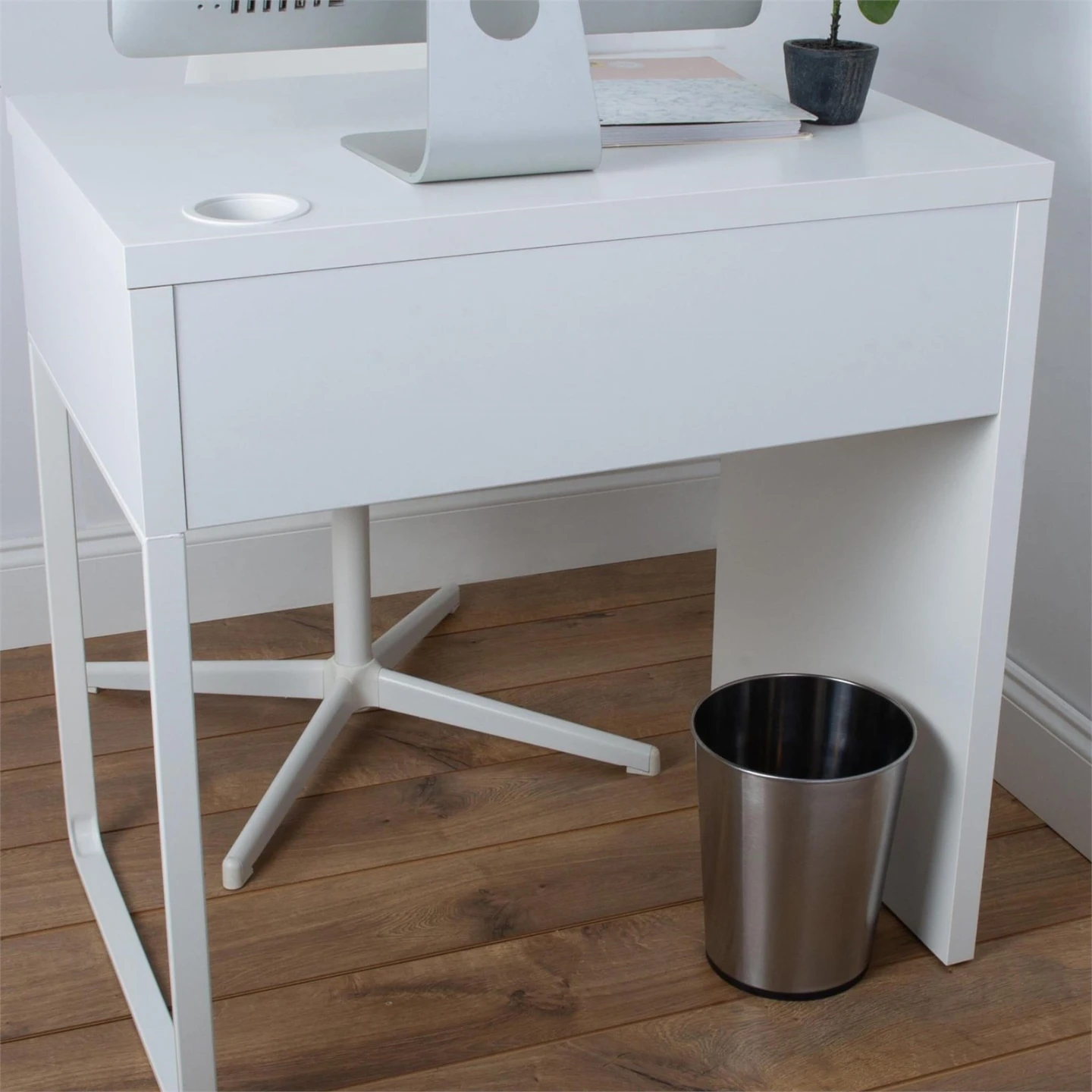 Bath Bliss 5 Liter Stainless Steel Waste Bin - photo 4
