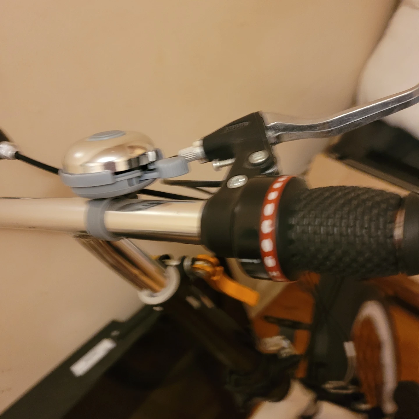 White YONGLDO Folding Bike - photo 2