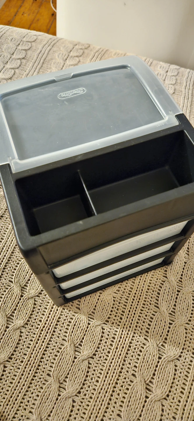Sterilite desk organizer drawers - photo 4