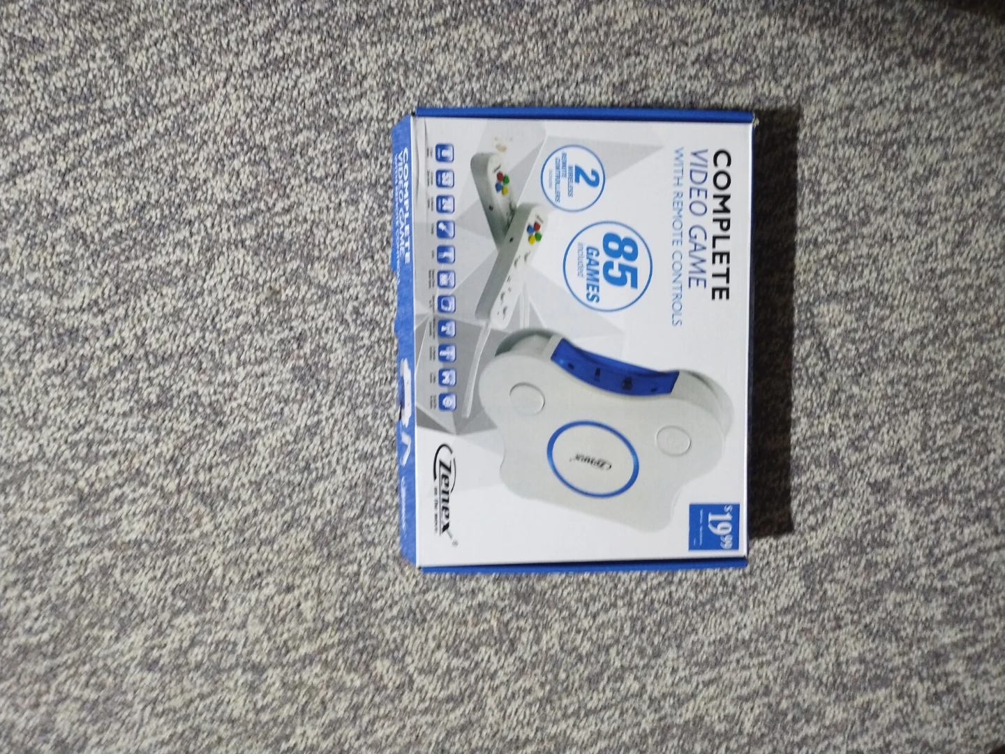 Random video game console - photo 3