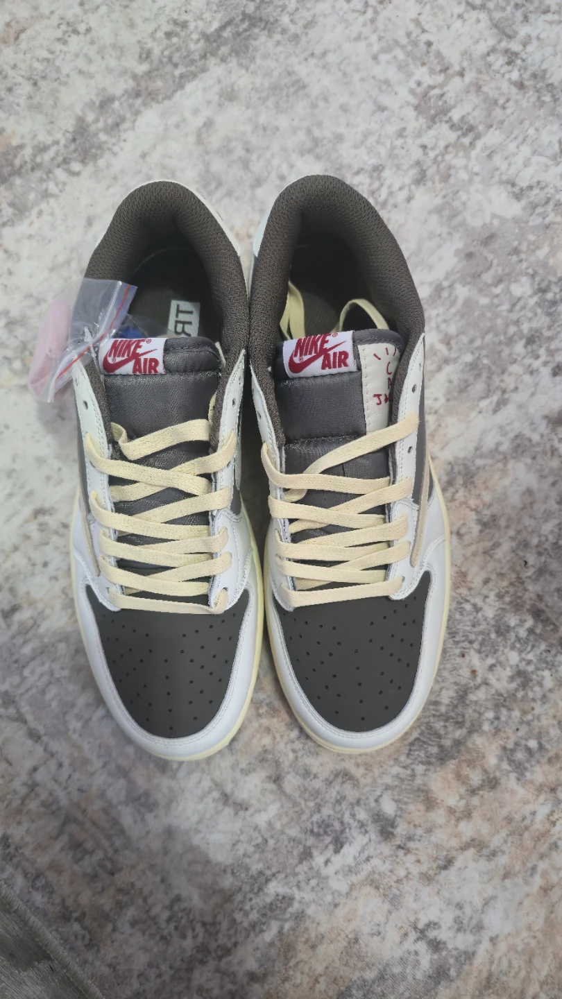 Nike Air Jordan 1 Low SE Shoes