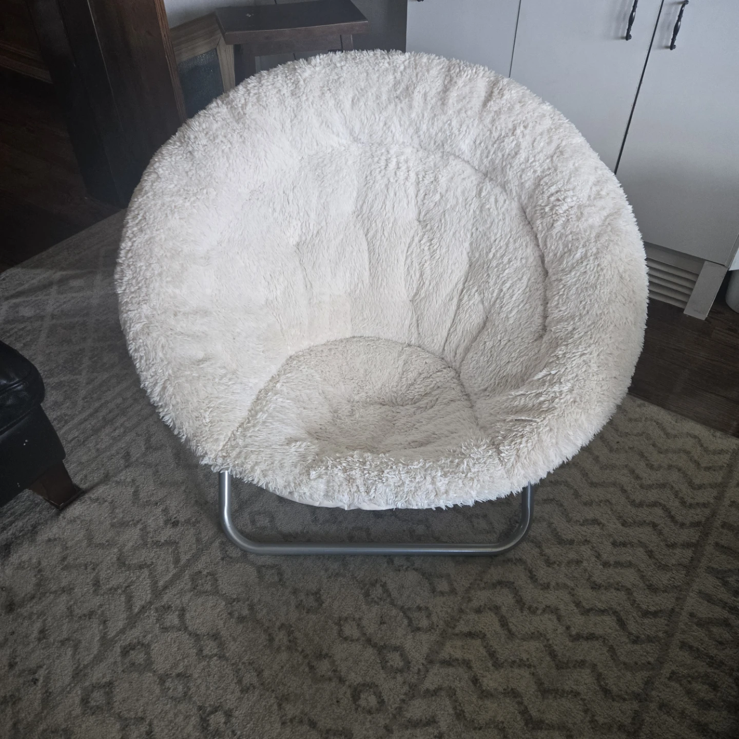 Fluffy Round Accent Chair
