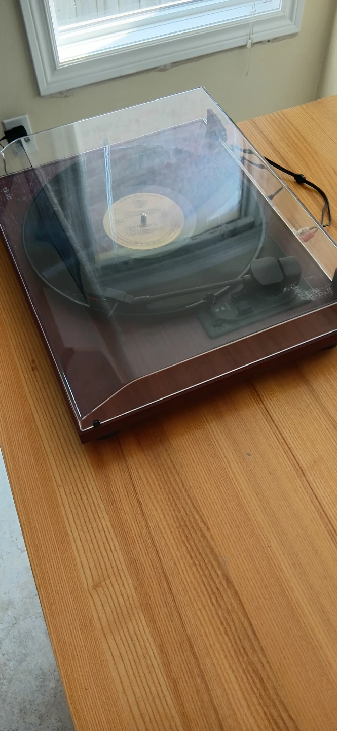 TEAC Turntable - photo 2