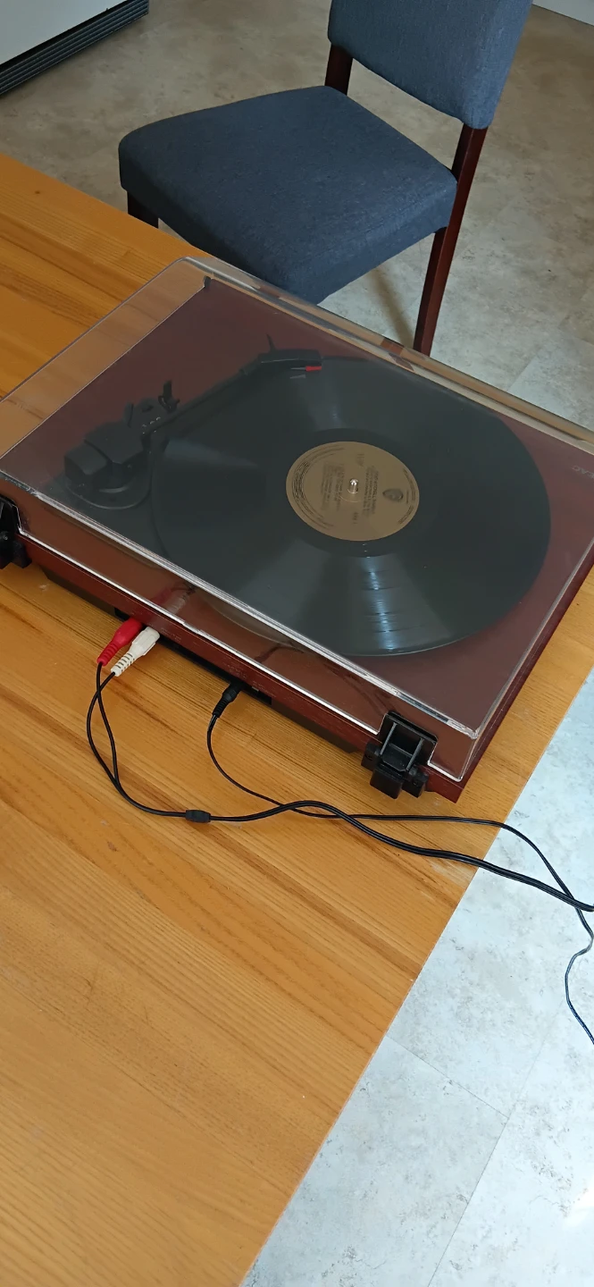 TEAC Turntable - photo 4