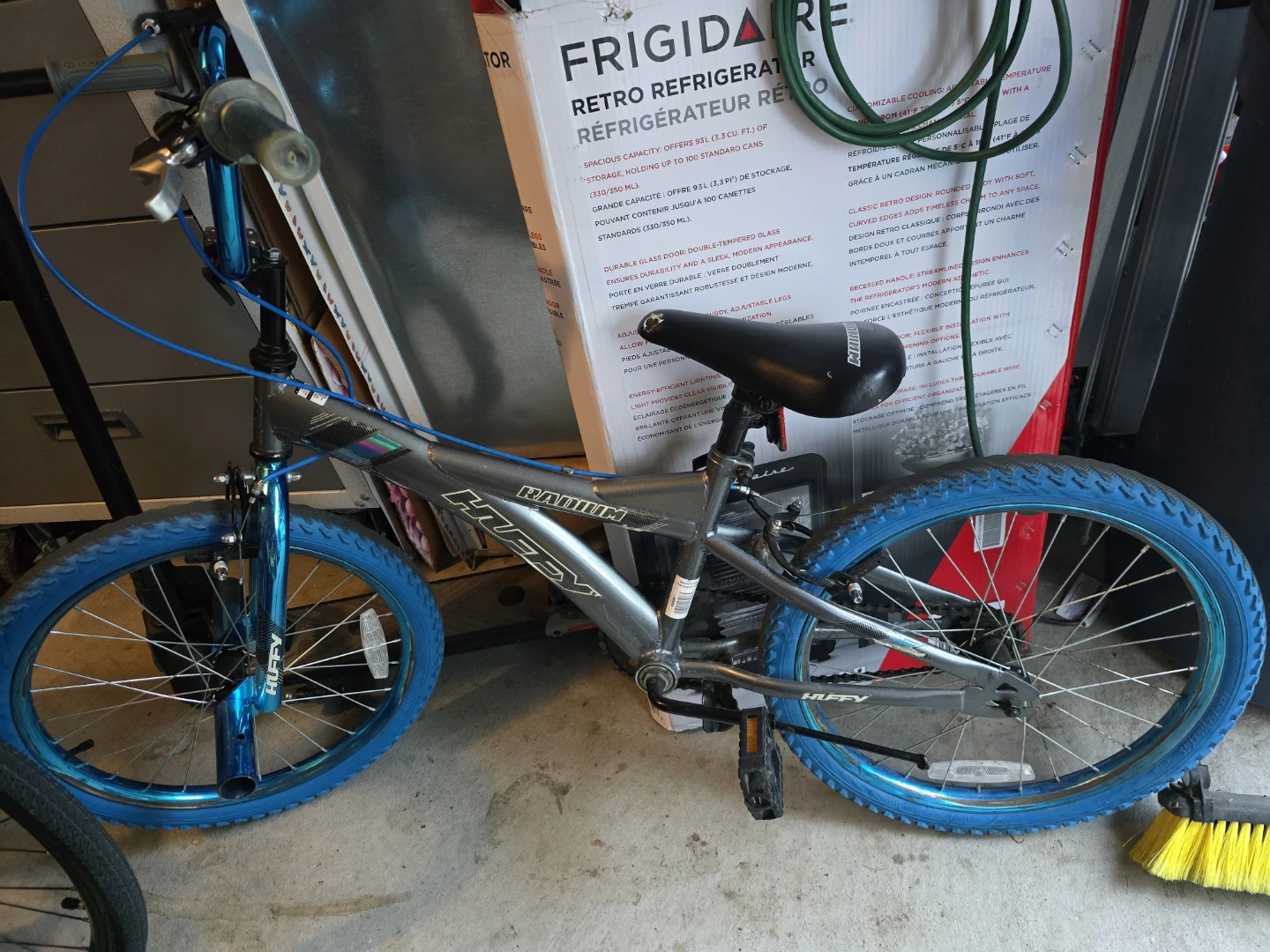 Huffy 53068 20 inch Radium Metaloid BMX-Style Boys Bike - Blue
