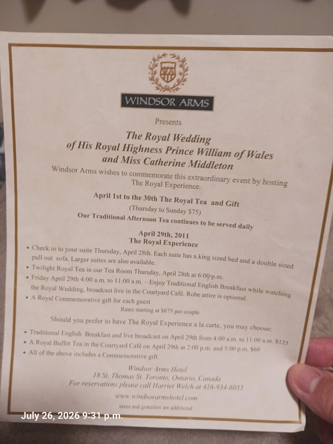 Windsor Arms Commemorative Plate - Royal Wedding - photo 2