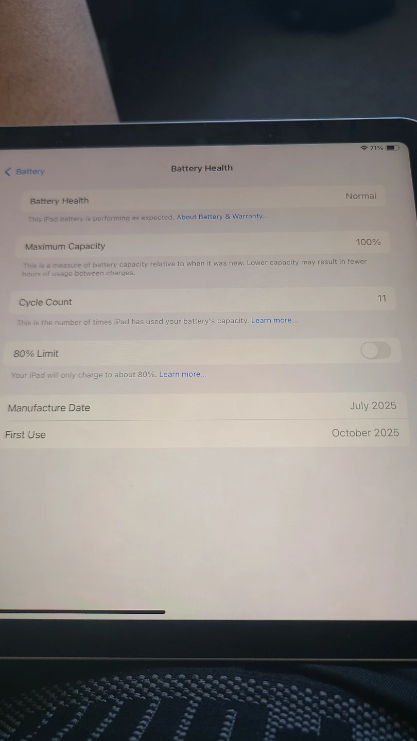 Apple iPad (M3) 11-inch 128GB - photo 2