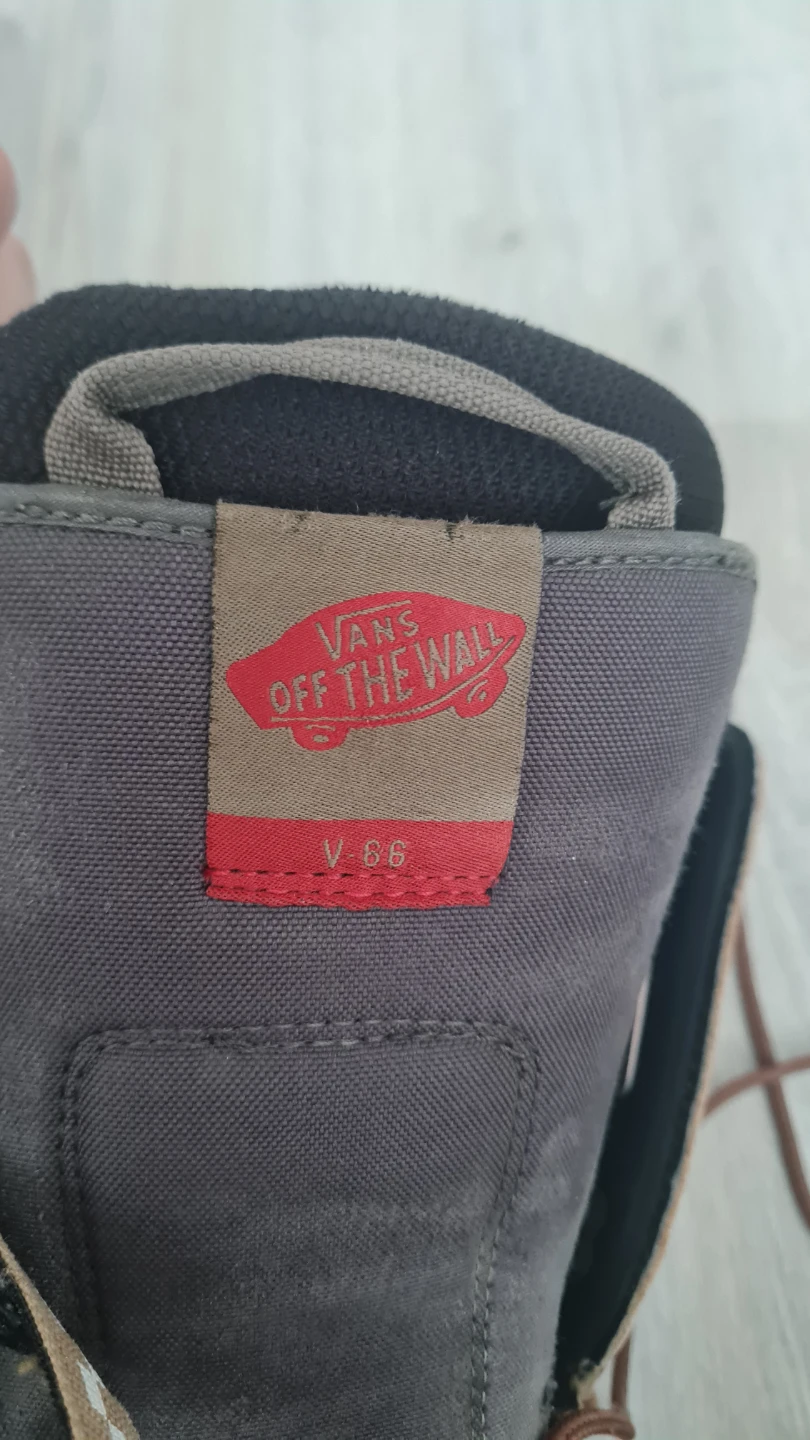 Vans Snowboard Boots US 9.5 - photo 2