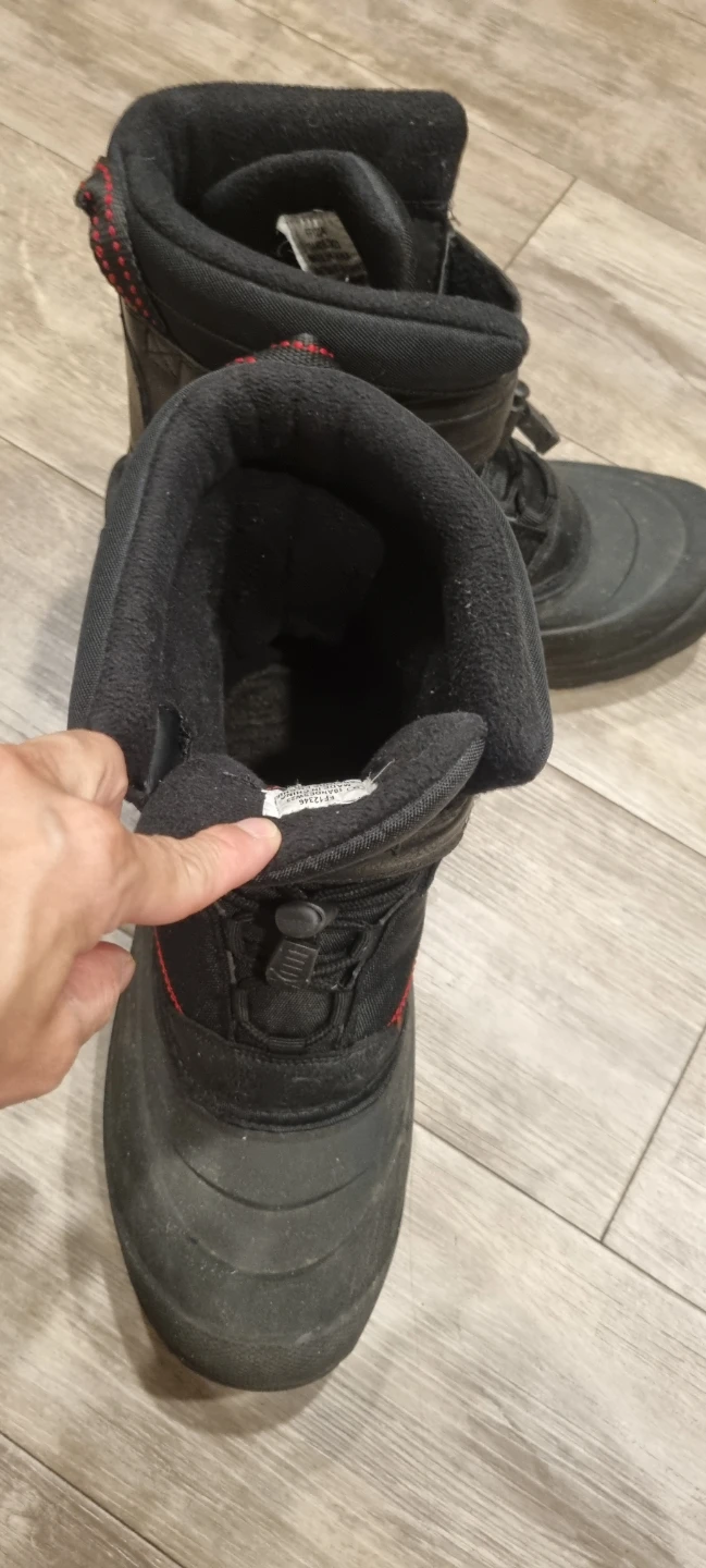 Men's size 9 Waterproof Winter snow boots heavy duty - photo 2