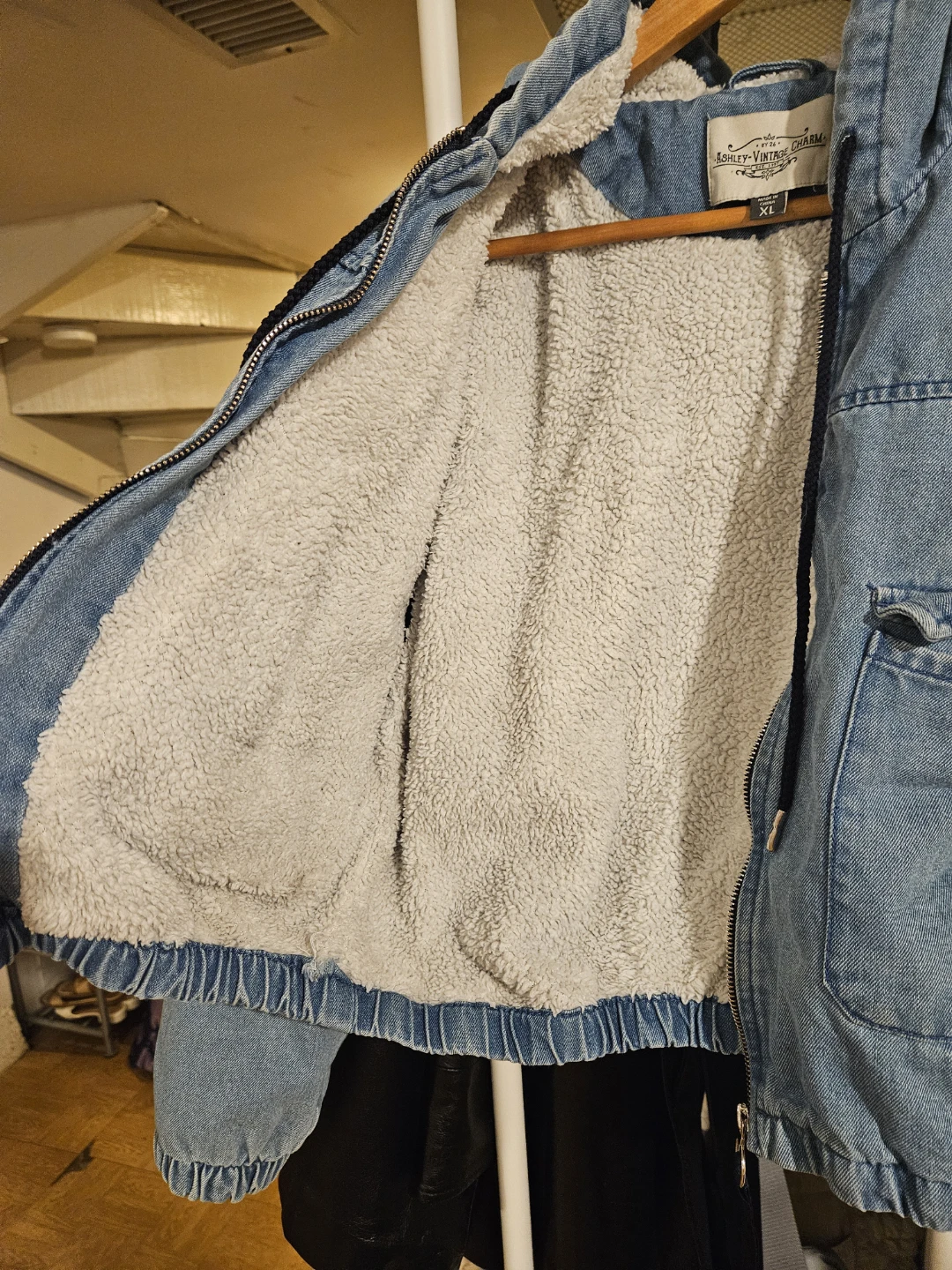Ashley Vintage Charm Denim Sherpa Lined Hooded Jacket XL - photo 5