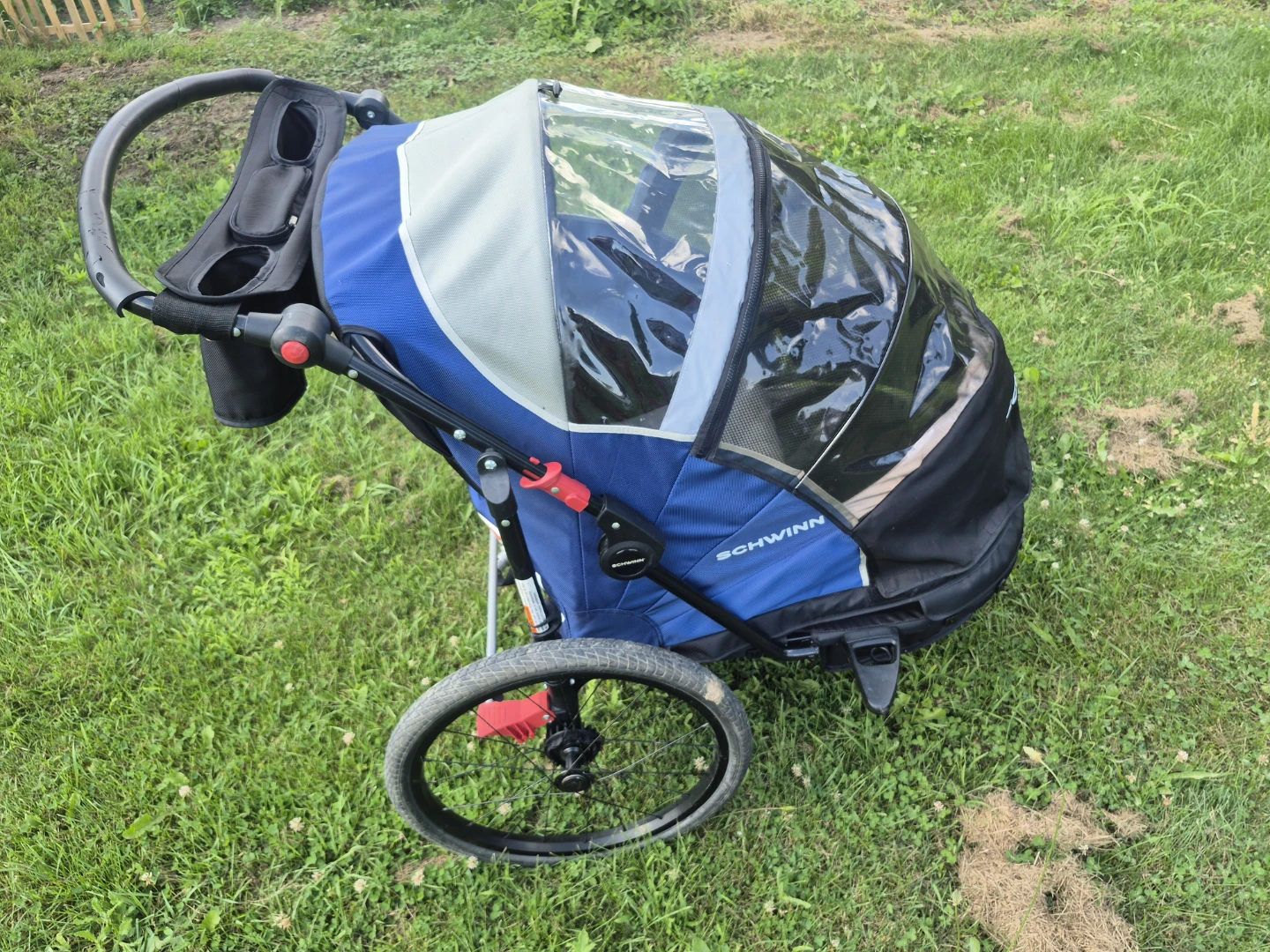 Schwinn Jogging Stroller - photo 2