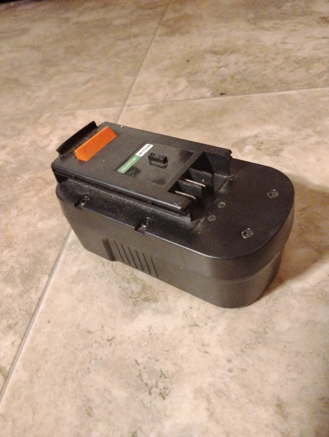 Black & Decker 18V Battery - photo 2