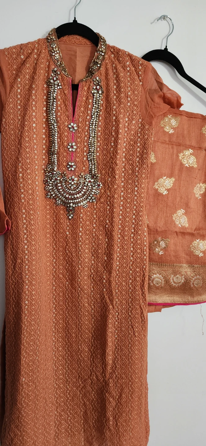 Orange Embellished Kurti with Dupatta - photo 2