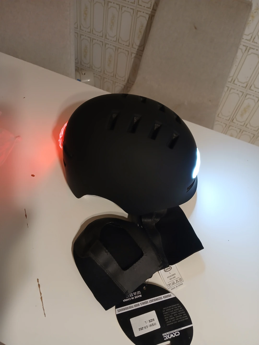 CXWXC Cycling Helmet with LED Lights - Size L