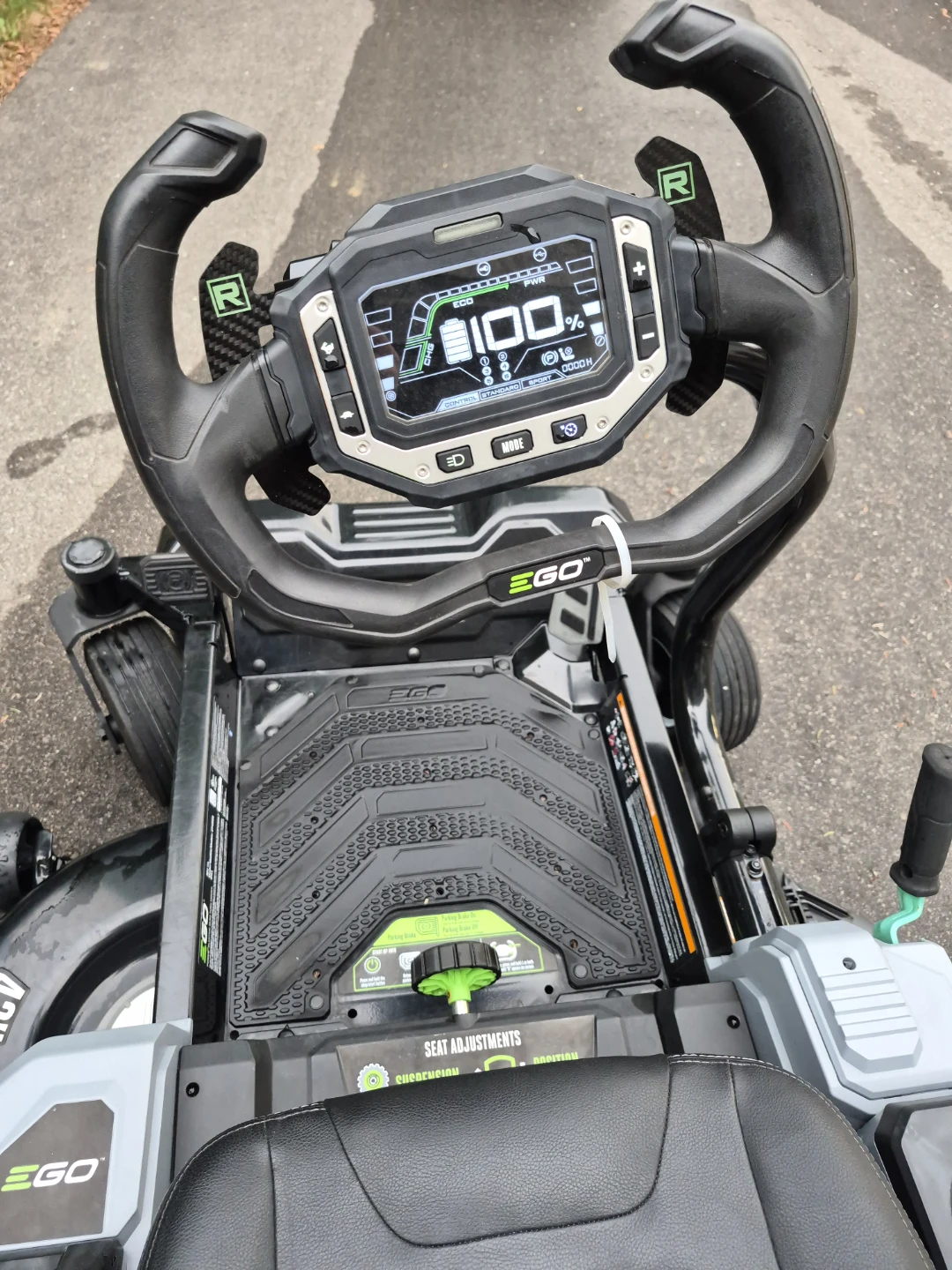 NEW Ego Z6 42" Zero Turn Electric Riding Mower with e-Steer - photo 5