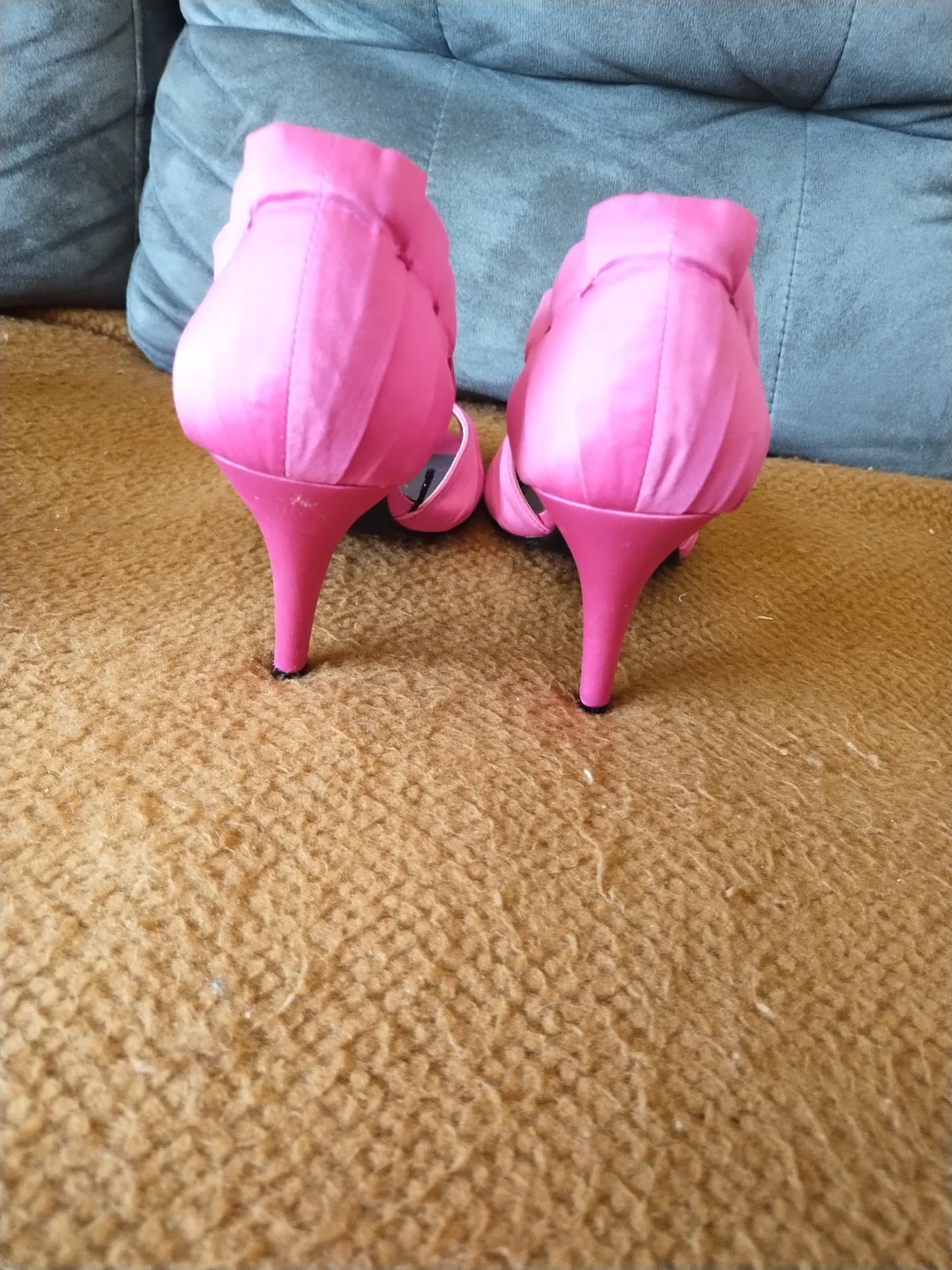 3 pairs of Women heels size 8 - photo 2