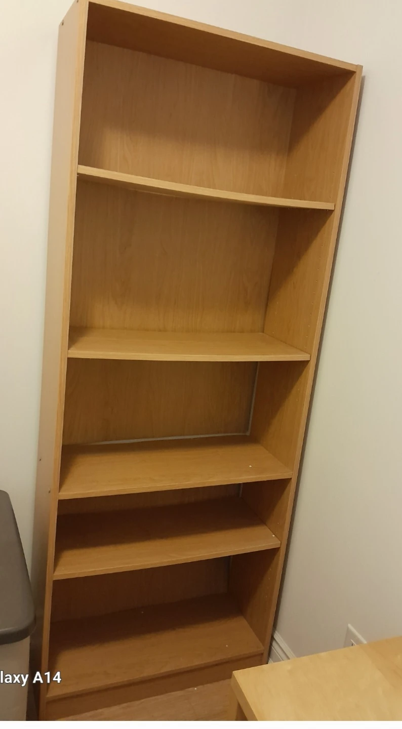 A free two pieces Bookshelves - photo 3