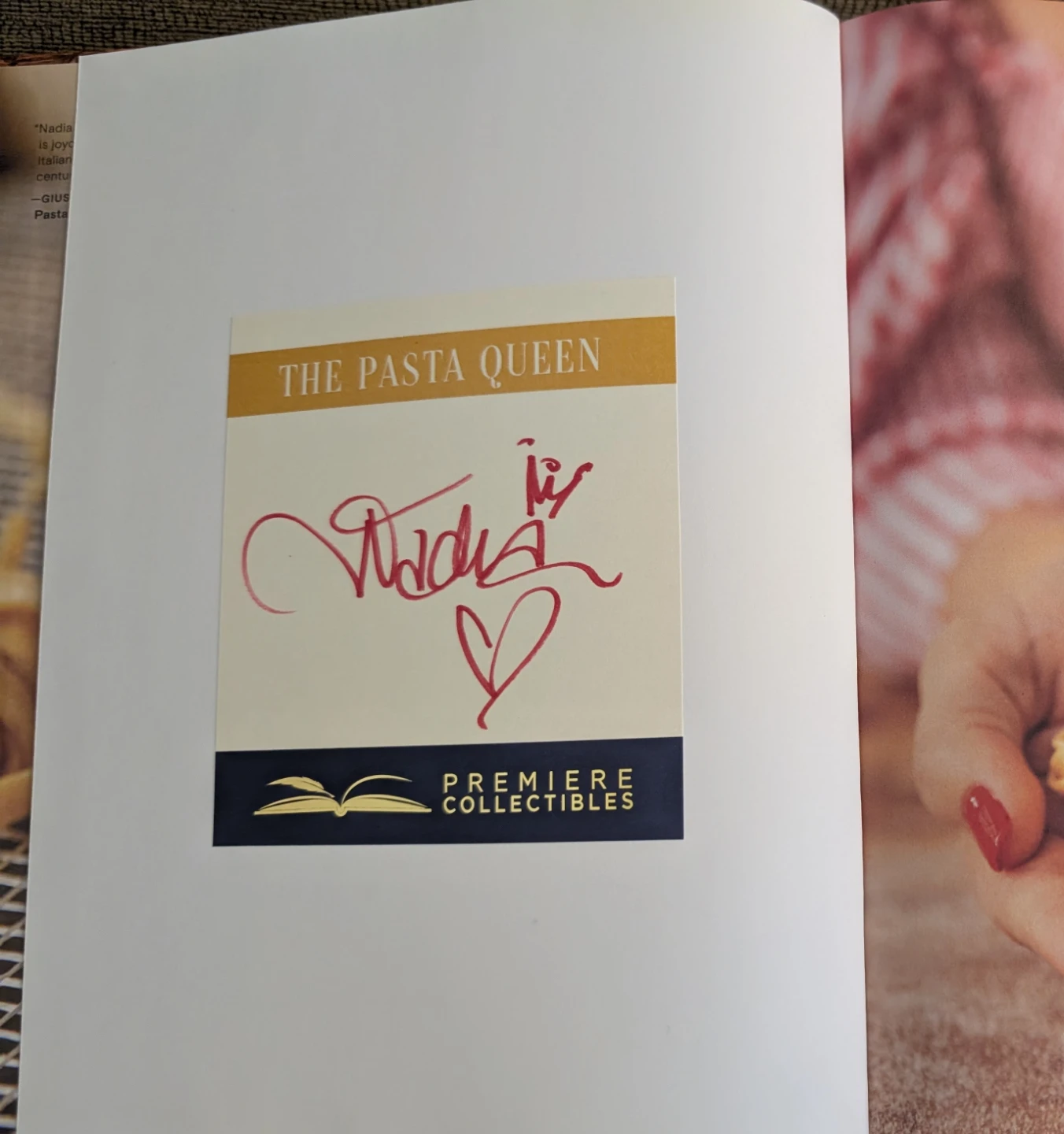 Signed The Pasta Queen Cookbook - Autographed (Mint) - photo 2