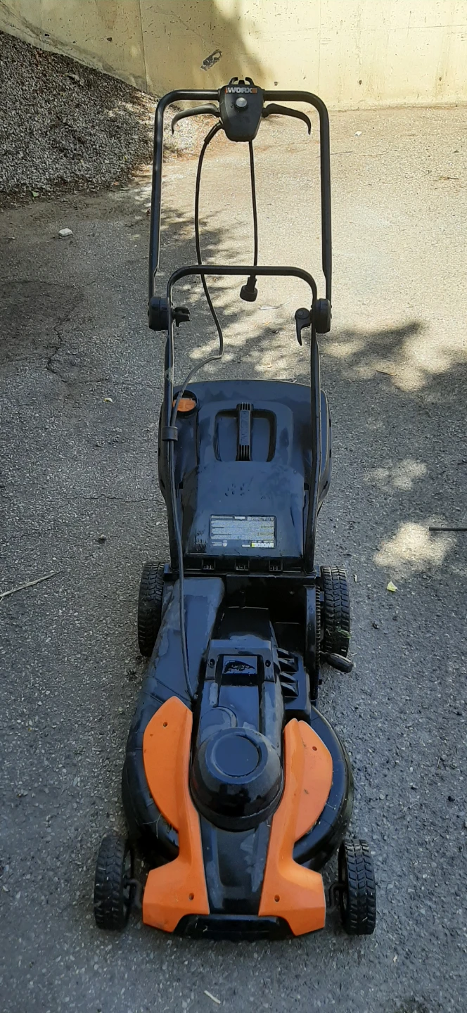 WORX Premium Compact 17" Electric Lawn Mower & Bag - photo 2