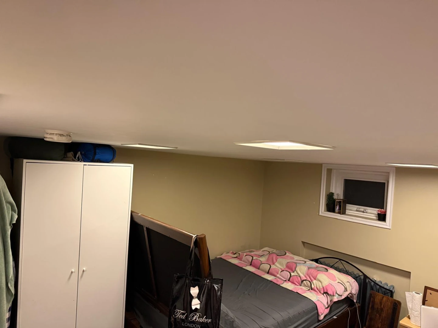 Bedroom in basement at Midtown for rent. FOR MALE ONLY!