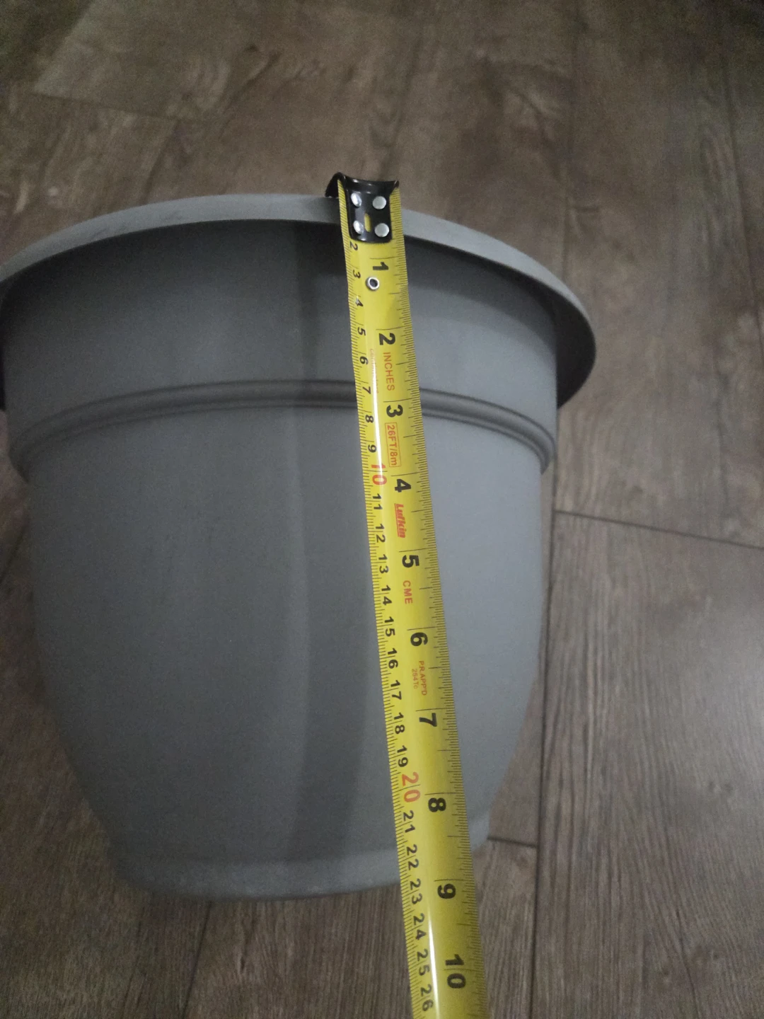 2 Gray Plastic Planter Pots - photo 2
