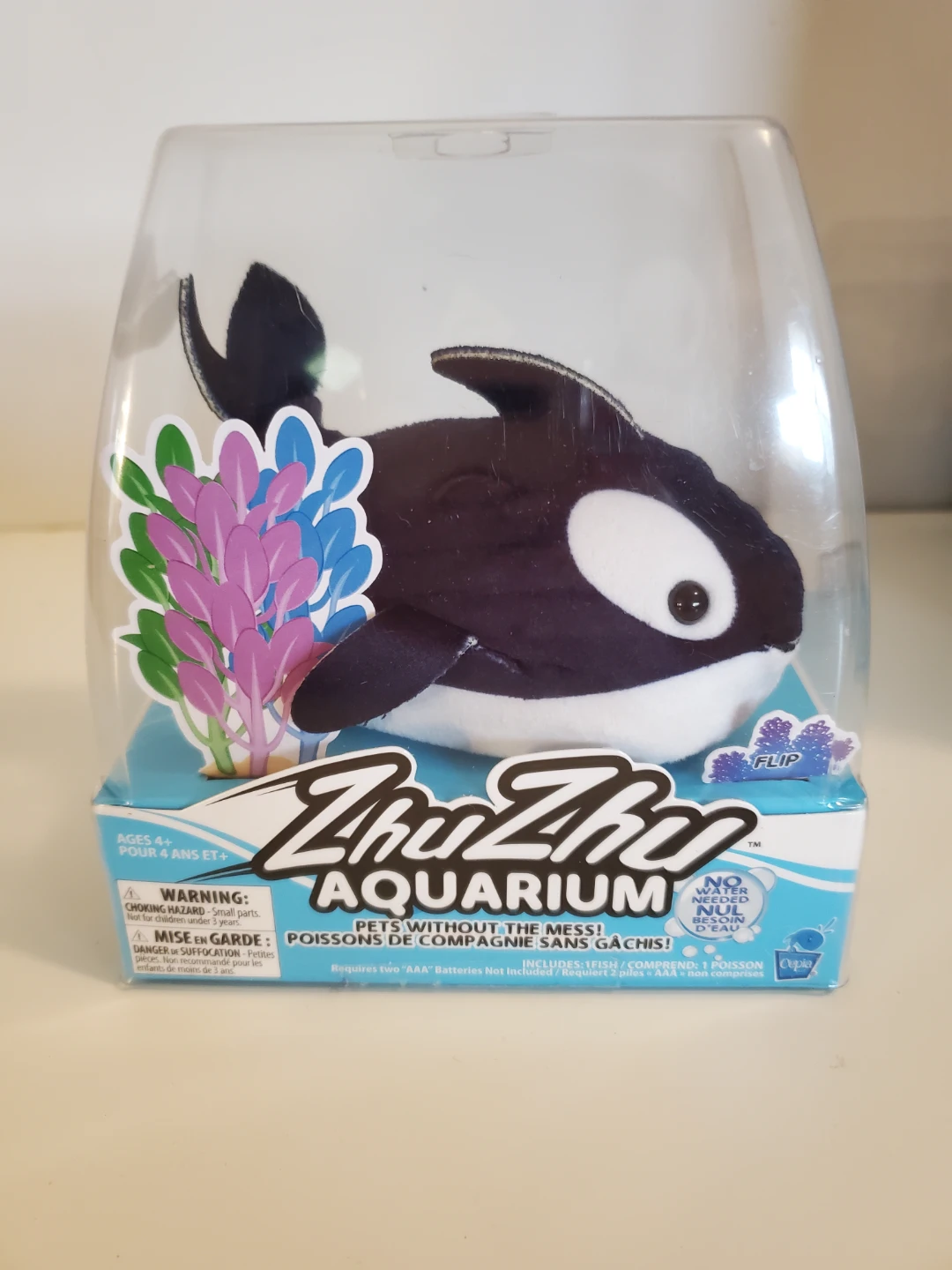 Zhu Zhu Aquarium Fish Pet Orca (Flip)...New