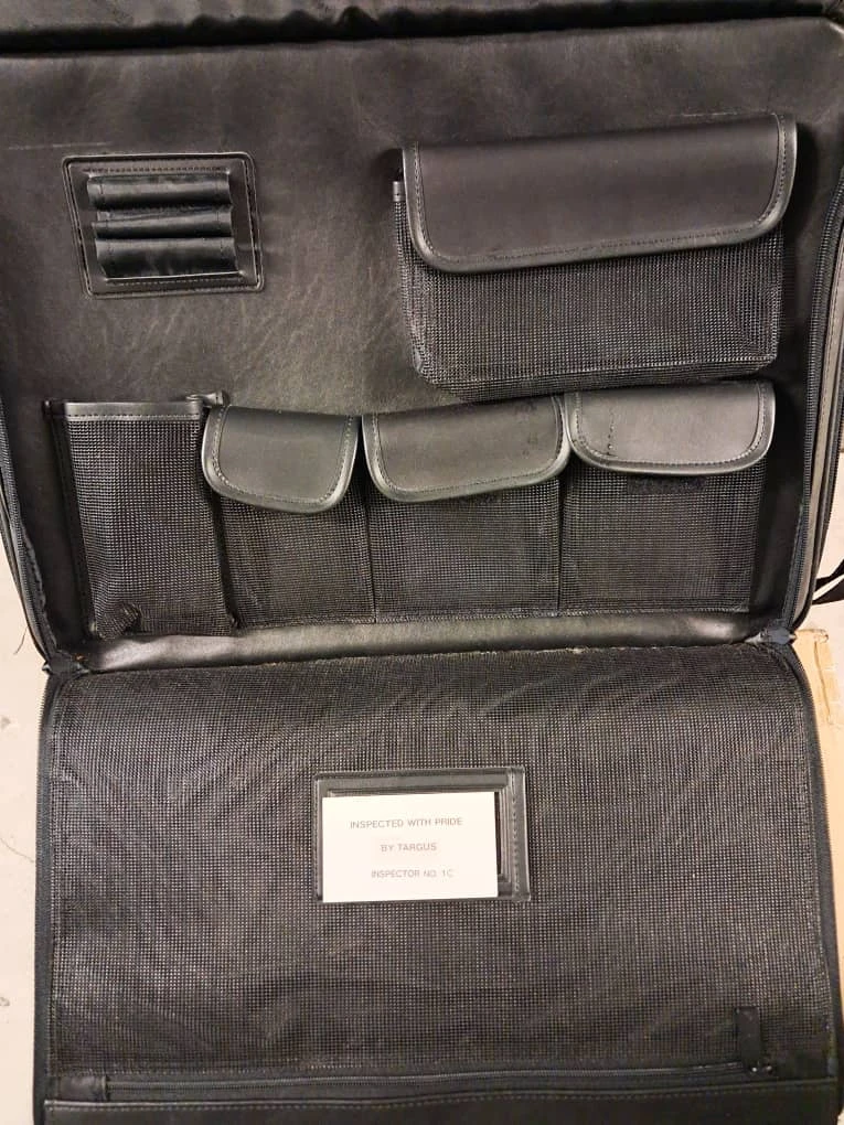 Targus Black Briefcase/Laptop Bag with Organizer Pockets - photo 4