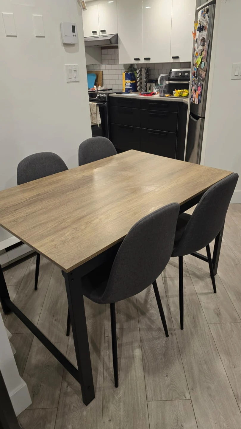 Dining Table and 4 Chairs Set