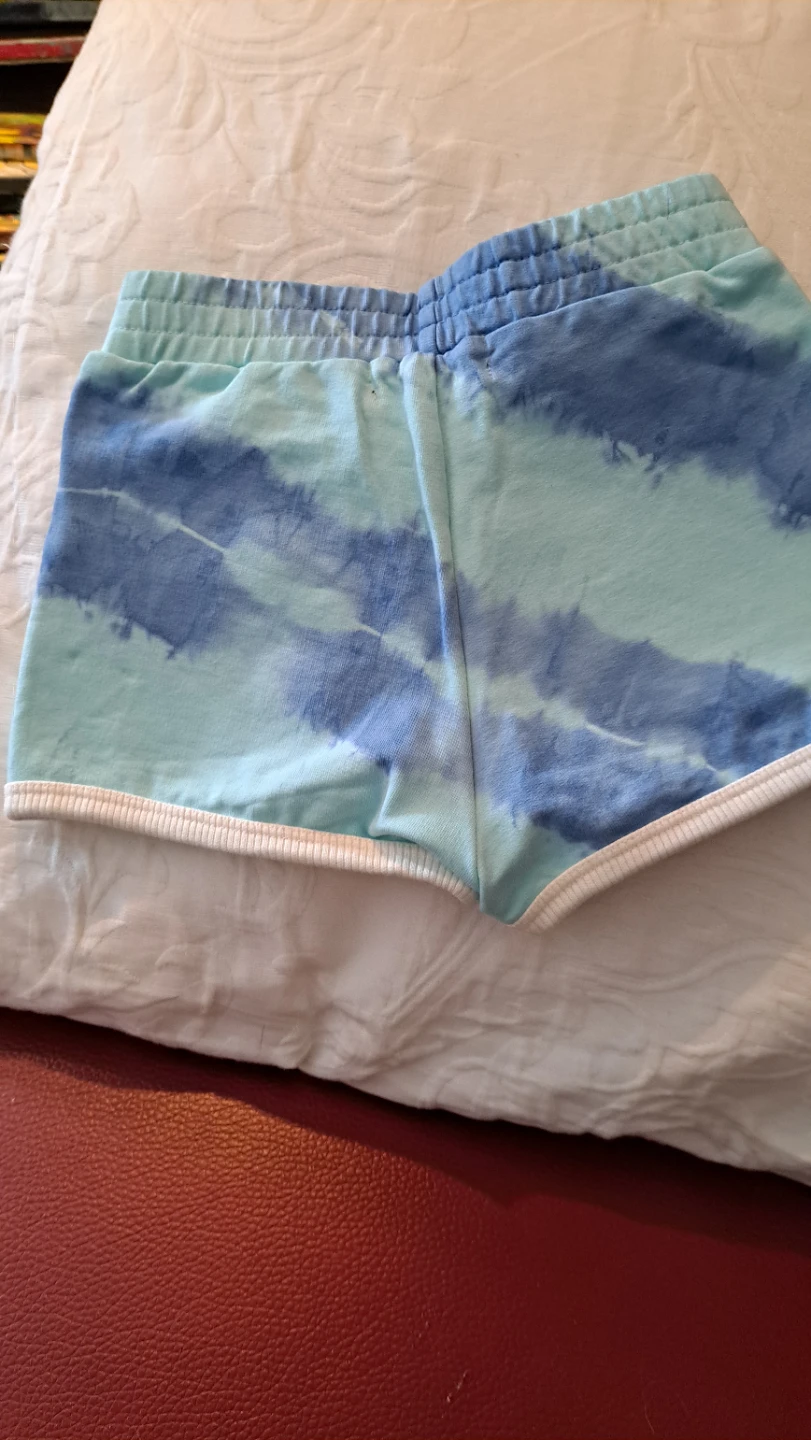 Lola & Taylor Tie-Dye Shorts - Size 3 - photo 3