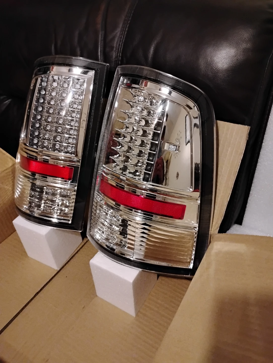 Chrome tail lights for 2009-2018 Ram 1500/2500 - photo 2