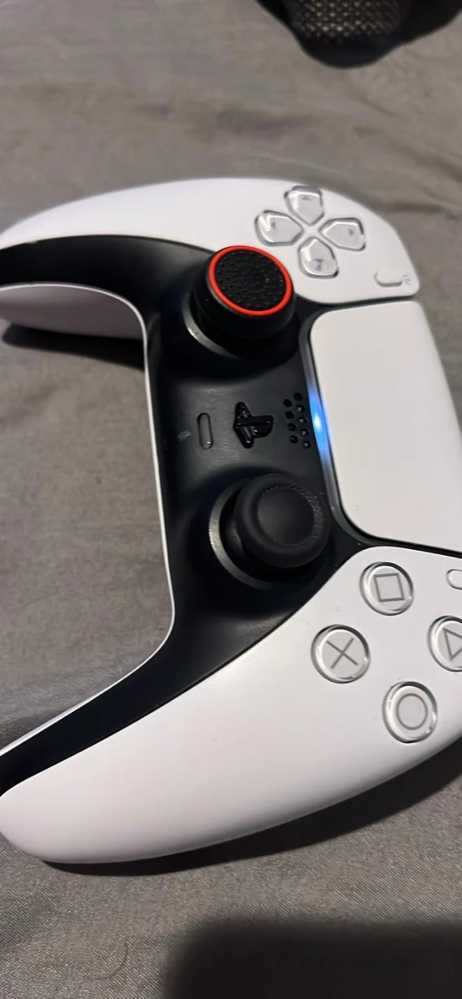 Sony PlayStation 5 DualSense Wireless Controller (White) - photo 3