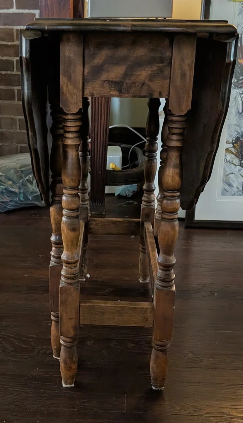 Antique drop leaf table