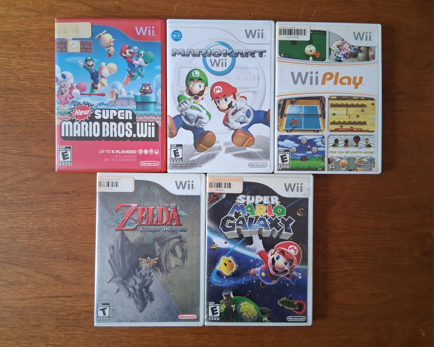 Nintendo Wii Console Bundle with Games and Accessories - photo 2