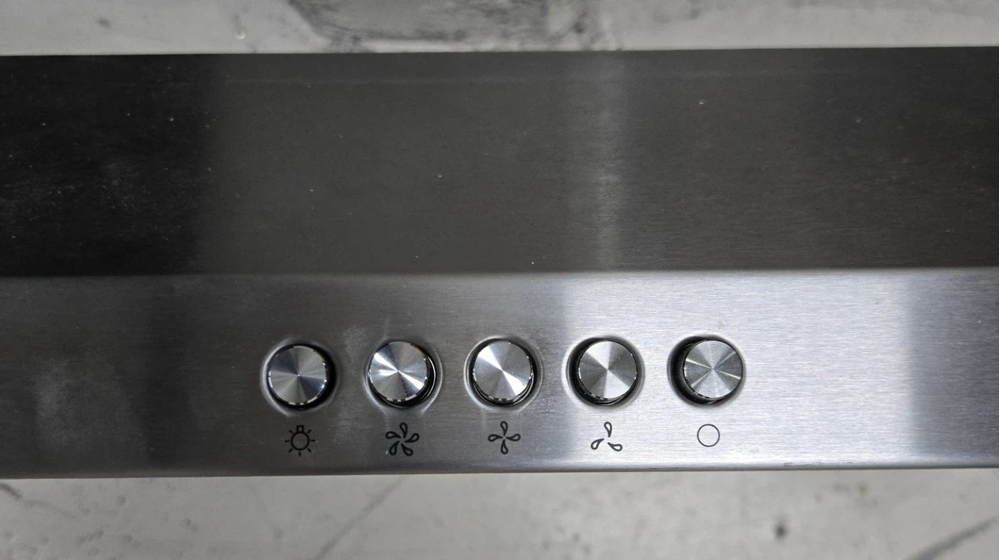 Stainless Steel Range Hood in excellent condition